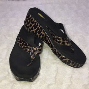 Leopard print Volatile Flip Flops